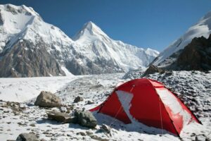 How To Choose Best Tents For Rain, Snow, Sand Or For Any Normal Day